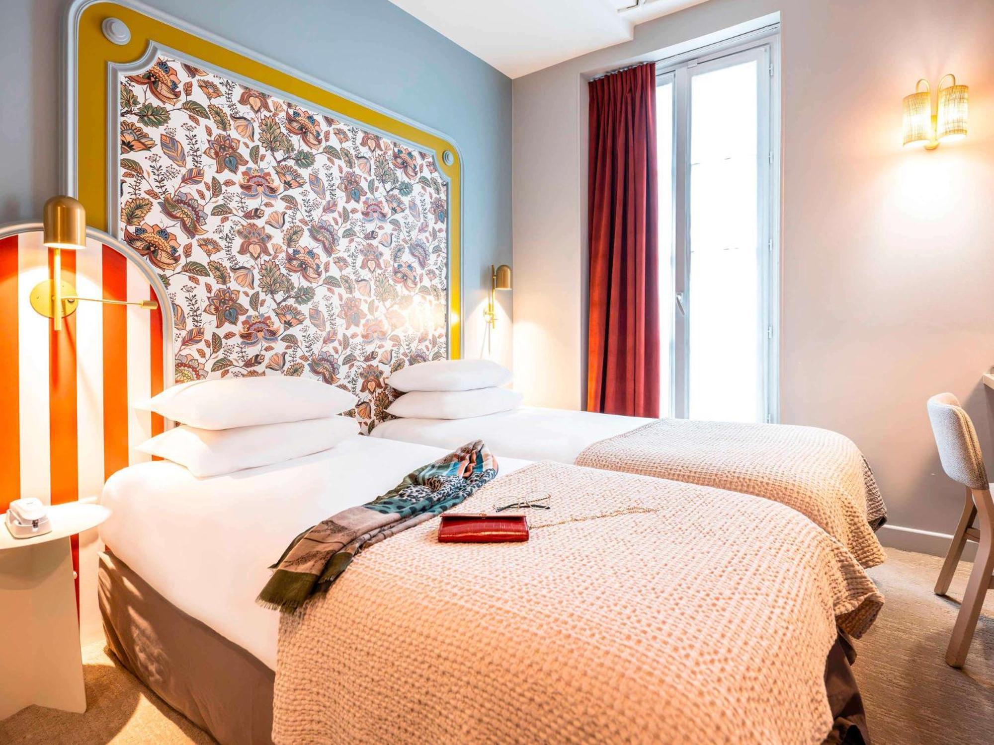 Mercure Paris Notre Dame Saint Germain Des Pres Exterior photo