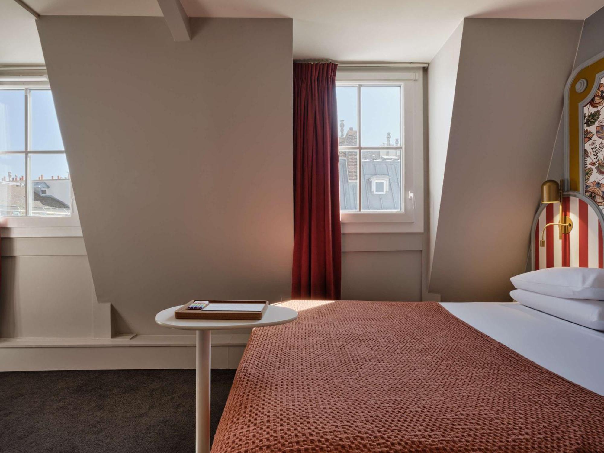 Mercure Paris Notre Dame Saint Germain Des Pres Exterior photo